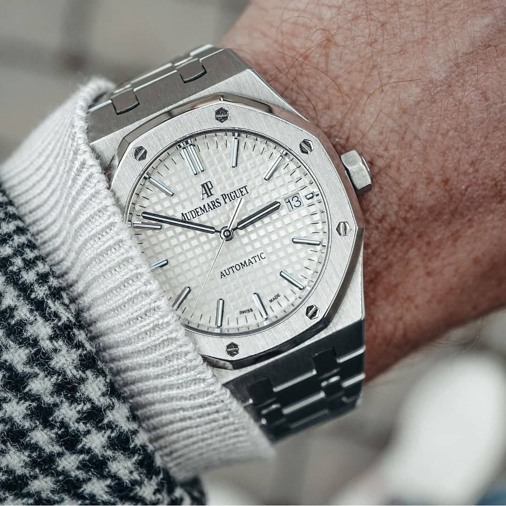 Audemars Piguet For Men 7AA PREMIUM Collection Model Royal Oak 155000ST Case Size 41mm 