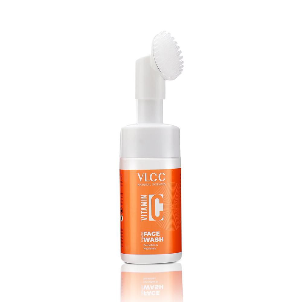 VLCC NATURAL SCIENCES VITAMIN C FACE WASH