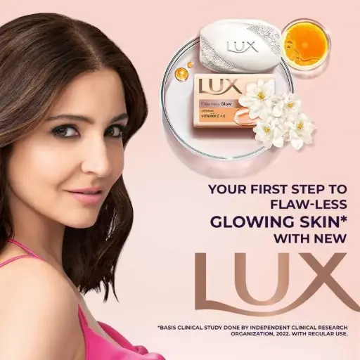 [330] Lux Flaw-less Glow Jasmine Bathing Soap, 150 g (Buy 4 Get 1 Free)