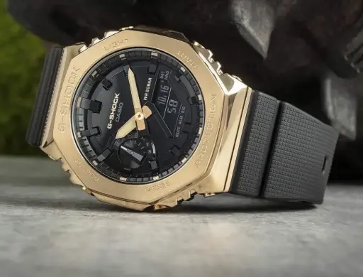 [2000] BRAND G-SHOCK WATCH 7AA Premium Collection Model GM-2100-BB-1 